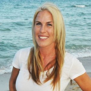 Meet your Posher, Naomi